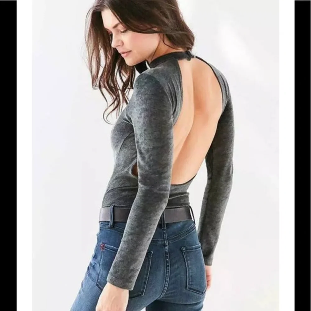 NWT URBAN OUTFITTERS Green Velvet Bodysuit - Picture 2 of 11